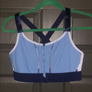 Fabletics Sportsbra